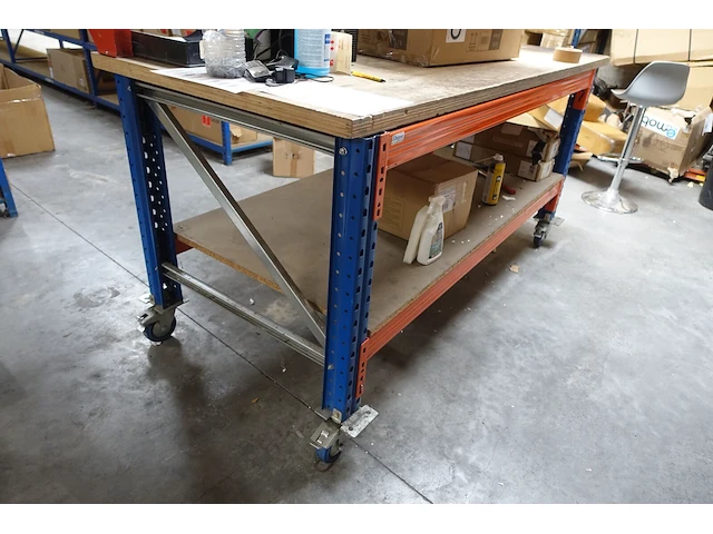Verrijdbare metalen werktafel - afbeelding 4 van  4
