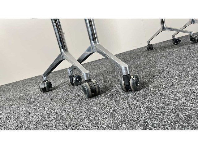 Verrijdbare opklapbare tafel - tafel (2x) - afbeelding 4 van  8