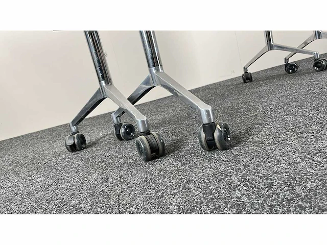 Verrijdbare opklapbare tafel - tafel (2x) - afbeelding 4 van  8