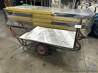 Verrijdbare platformwagen