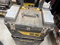Verrijdbare pvc stapel werkkoffer stanley inhoudende enig hangereedschap - afbeelding 2 van  4
