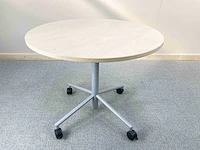 Verrijdbare ronde tafel - bijzettafel (4x)