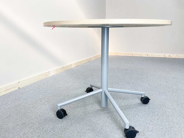 Verrijdbare ronde tafel - bijzettafel (6x) - afbeelding 4 van  9