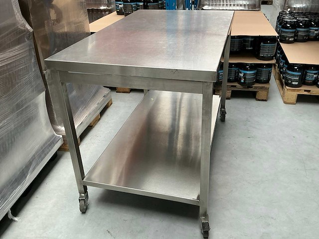 Verrijdbare rvs werktafel - afbeelding 2 van  3