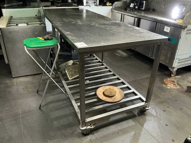 Verrijdbare rvs werktafel - afbeelding 2 van  2