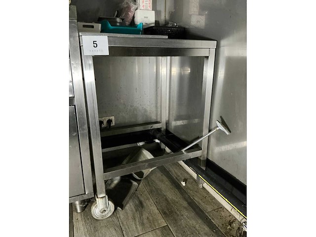 Verrijdbare rvs werktafel - afbeelding 2 van  3