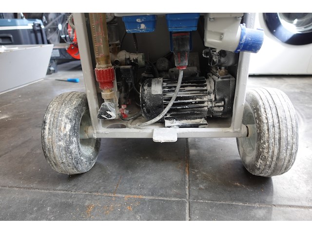 Verrijdbare spuitmachine maltech - afbeelding 13 van  13