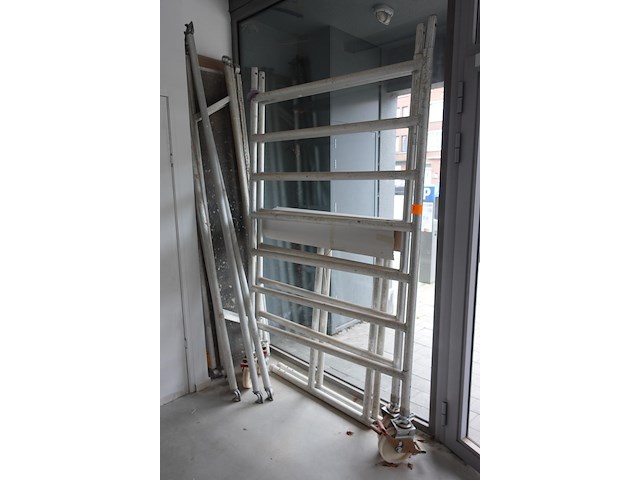 Verrijdbare stelling - afbeelding 1 van  4