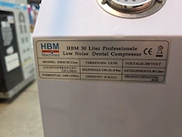 Verrijdbare stille luchtcompressor hbm 30 liter - afbeelding 2 van  8