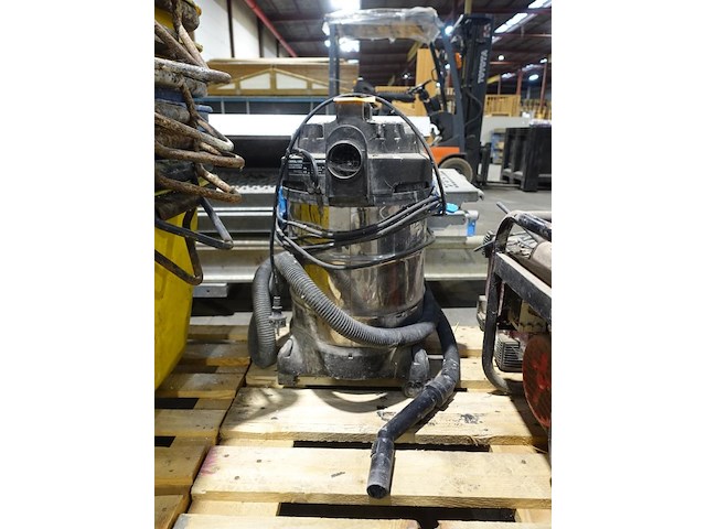 Verrijdbare stofzuiger macallister - afbeelding 1 van  4