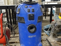 Verrijdbare stofzuiger nilfisk - afbeelding 1 van  3