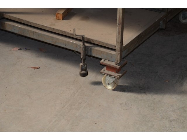Verrijdbare tafels afm. 3,20m x 1,40m met inox blad - afbeelding 6 van  6