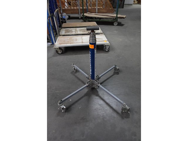 Verrijdbare telescopische materiaallift genie super hoist - afbeelding 1 van  7