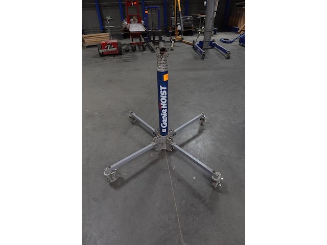 Verrijdbare telescopische materiaallift genie super hoist - afbeelding 2 van  7