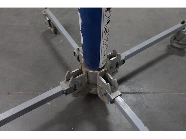 Verrijdbare telescopische materiaallift genie super hoist - afbeelding 6 van  7