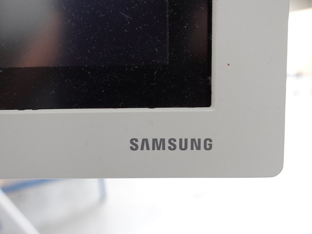 Verrijdbare touchscreen display samsung - afbeelding 4 van  5
