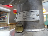 Verrijdbare tweetakt benzinepomp bp - afbeelding 4 van  6