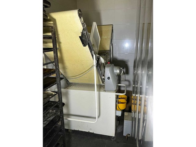 Verrijdbare uitrolmachine - afbeelding 1 van  2