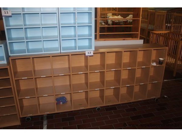 Verrijdbare vakkenkast - afbeelding 1 van  1