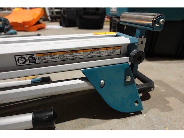 Verrijdbare verstekzaagstandaard makita - afbeelding 4 van  6