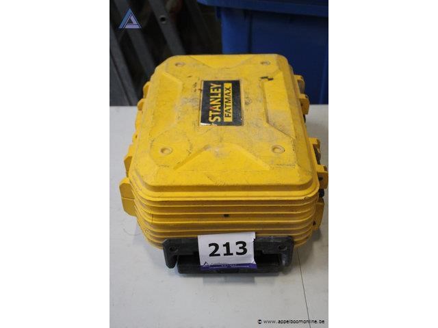 Verrijdbare werkkoffer vv divers gereedschap stanley - afbeelding 1 van  3