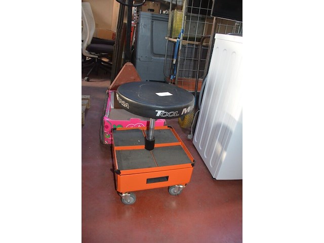 Verrijdbare werkplaatskruk tool mania met 3 laden - afbeelding 1 van  4