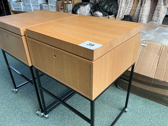 Verrijdbare werktafel (2x) - afbeelding 1 van  3