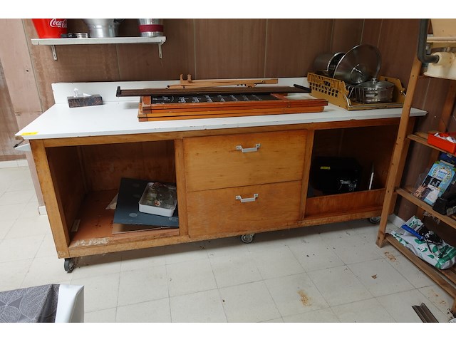 Verrijdbare werktafel - afbeelding 1 van  2