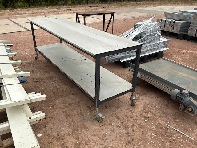 Verrijdbare werktafel - afbeelding 1 van  4