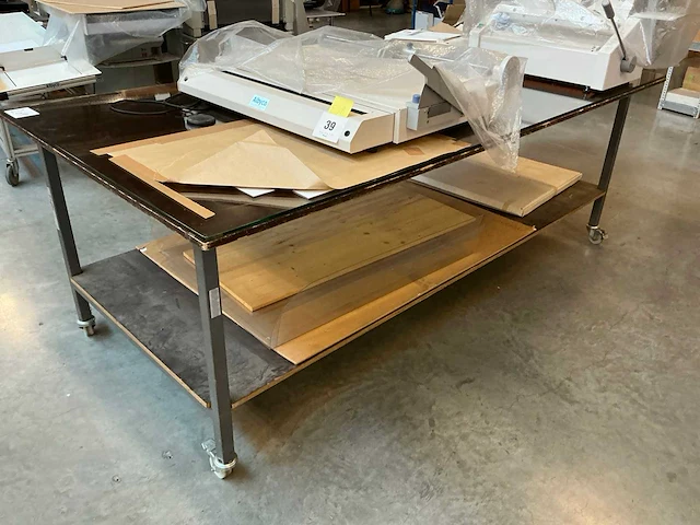 Verrijdbare werktafel - afbeelding 1 van  3