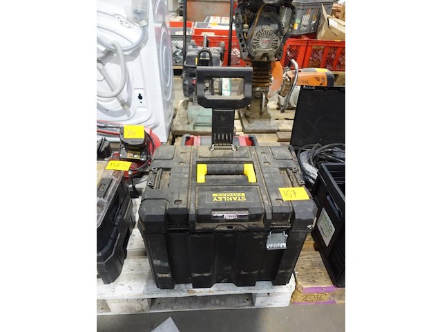 Verrijdbare werktrolley stanley - afbeelding 2 van  3