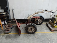 Verrijdbare werktuigmachine yanmar