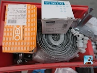 Verscheidenheid aan apparatuur voor de elektricien - afbeelding 4 van  13