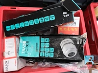 Verscheidenheid aan apparatuur voor de elektricien - afbeelding 10 van  13