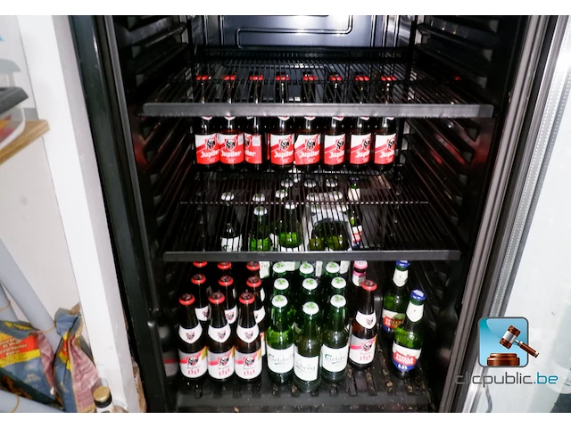 Verscheidenheid aan dranken - afbeelding 6 van  9