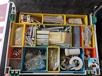 Verscheidenheid aan hulpmiddelen - afbeelding 12 van  36