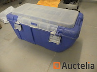 Verschillend duiken apparatuur; vinnen, masker, ... - afbeelding 9 van  9