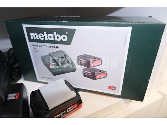 Verschillende accessoires en verbruiksartikelen voor draagbare apparaten - afbeelding 3 van  34