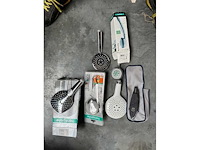 Verschillende handsproeiers douche - douche garniture - afbeelding 1 van  3