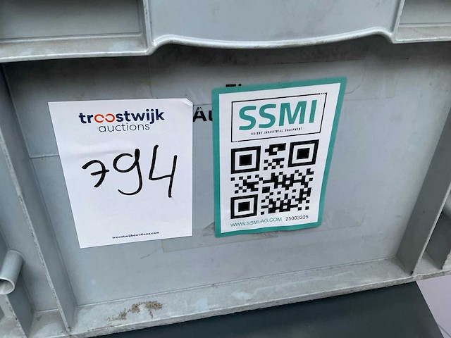 Verschillende jungheinrich-onderdelen in een doos - afbeelding 7 van  8