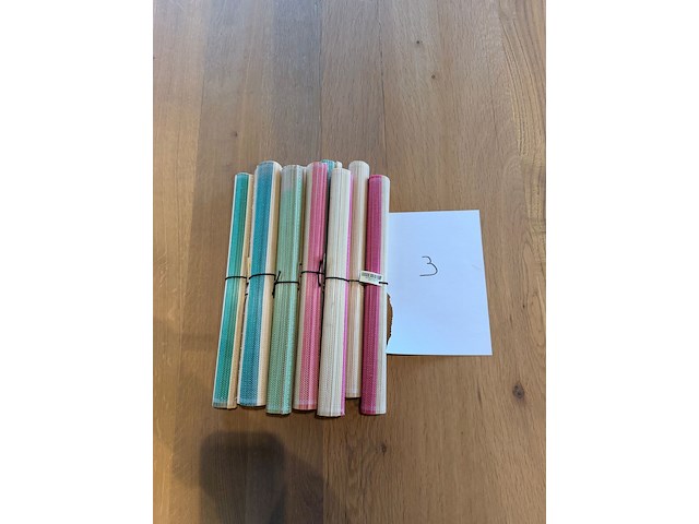 Verschillende kleuren placemats - afbeelding 1 van  4