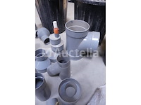 Verschillende pvc-fittingen en ellebogensets - afbeelding 6 van  12