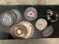Verschillende slijpschijven en scherpstenen voor beitels - afbeelding 1 van  6