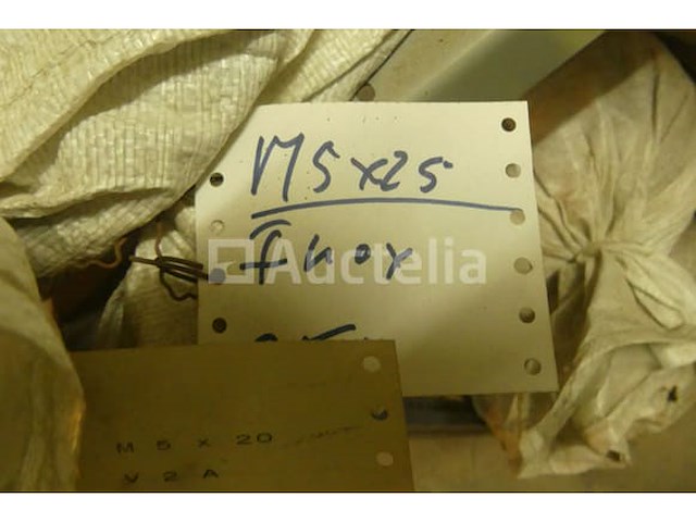 Verschillende soldeerstelsets - afbeelding 15 van  15