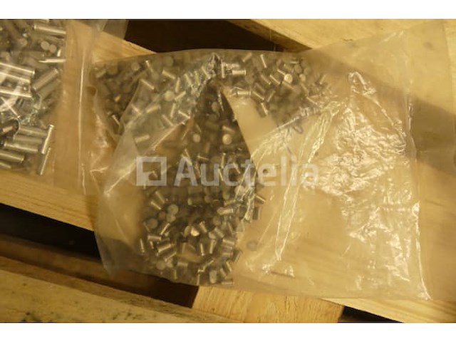 Verschillende soldeerstelsets - afbeelding 2 van  3