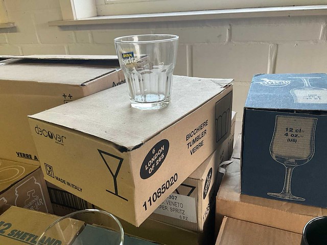 Verschillende sterke dranken glas (925x) - afbeelding 8 van  10