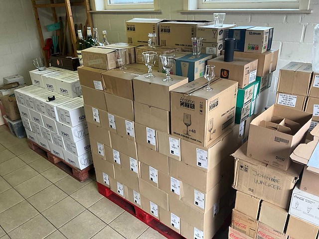 Verschillende sterke dranken glas (925x) - afbeelding 9 van  10