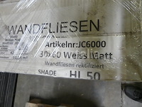 Verschillende tegels 37,44 m² + 7 m² - afbeelding 3 van  6