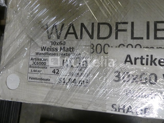 Verschillende tegels 37,44 m² + 7 m² - afbeelding 5 van  6