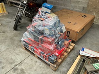 Verschillende waterpompen - afbeelding 2 van  7